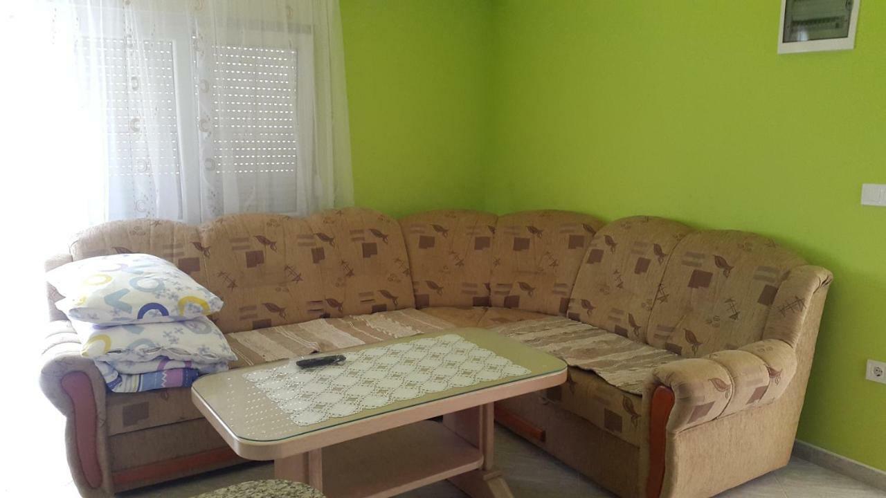 Apartmani Lamani Бибине Екстериор снимка