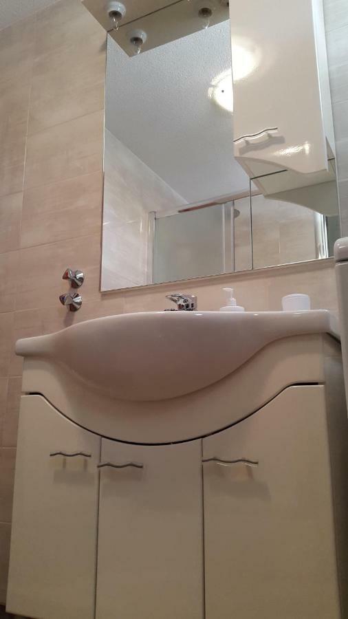Apartmani Lamani Бибине Екстериор снимка