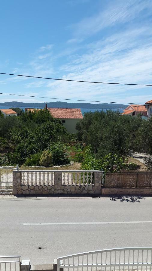 Apartmani Lamani Бибине Екстериор снимка