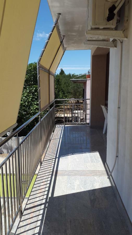 Apartmani Lamani Бибине Екстериор снимка